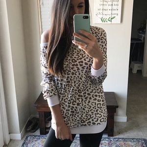 Leopard print sweatshirt